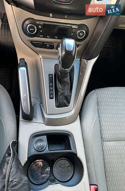 Седан Ford Focus 2012 в 