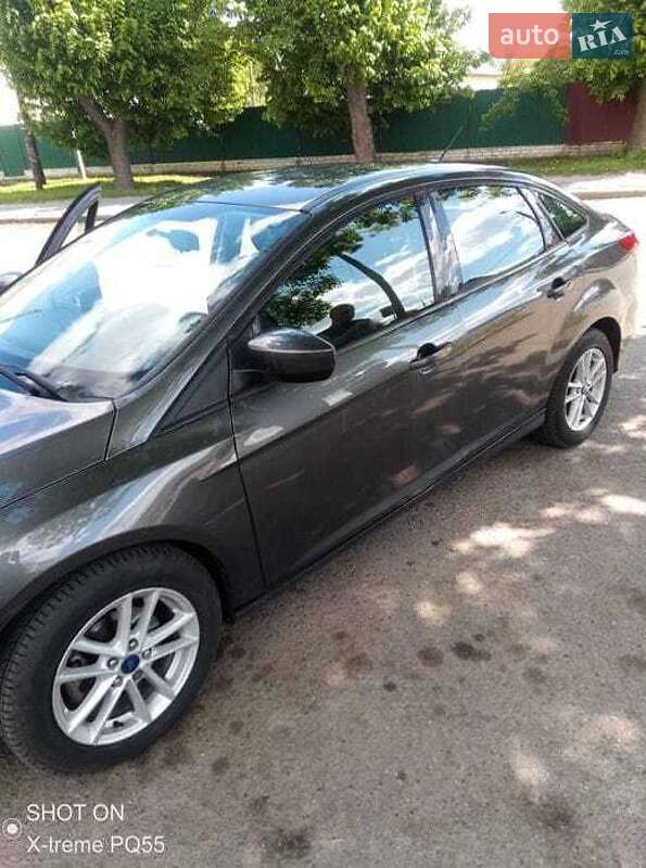 Седан Ford Focus 2018 в Киеве