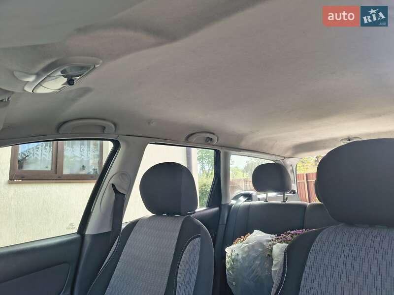 Універсал Ford Focus 2003 в Стрию