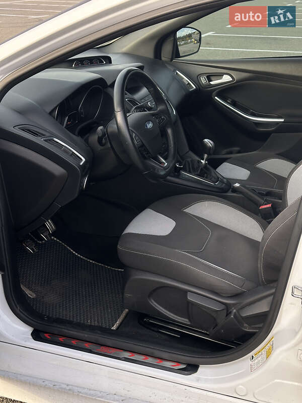 Хетчбек Ford Focus 2018 в Києві