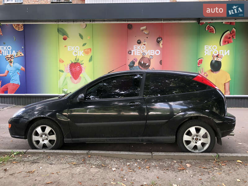 Хэтчбек Ford Focus 2001 в Киеве