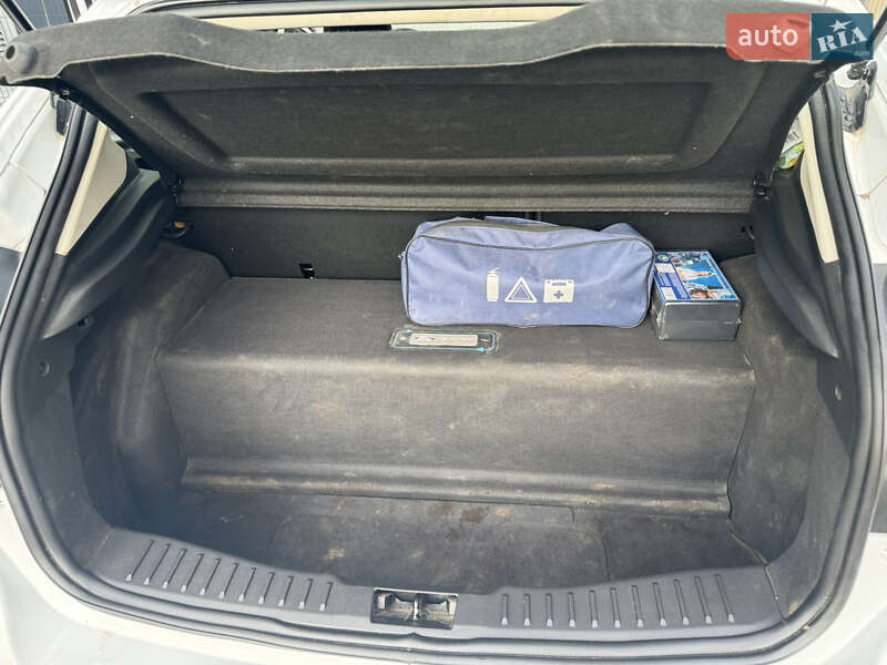 Хэтчбек Ford Focus 2014 в Ивано-Франковске фото 19 Хэтчбек Ford Focus 2014 в Ивано-Франковске