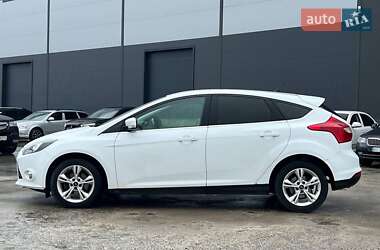 Хэтчбек Ford Focus 2013 в 