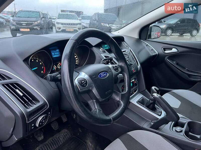 Хетчбек Ford Focus 2013 в Львові