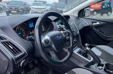 Хэтчбек Ford Focus 2013 в 