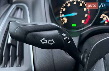 Хэтчбек Ford Focus 2013 в 