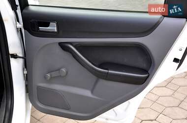 Универсал Ford Focus 2010 в 