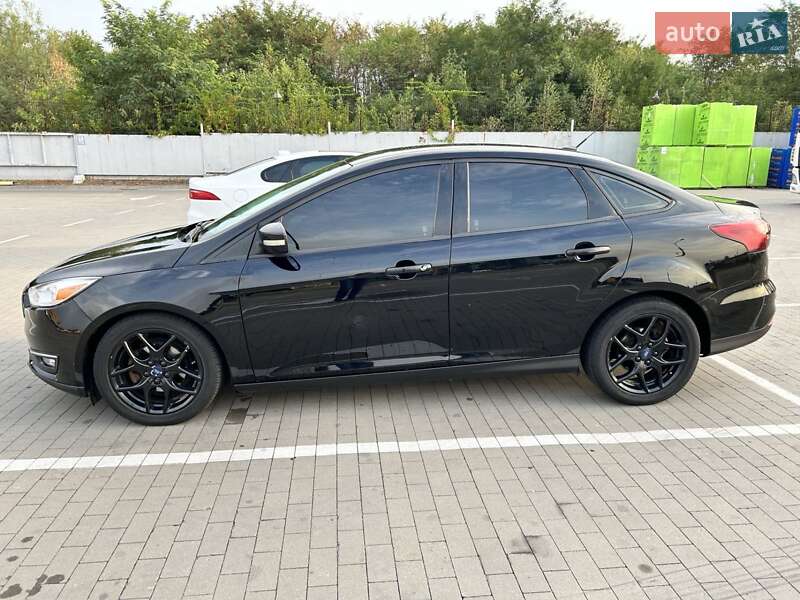 Седан Ford Focus 2016 в Луцке