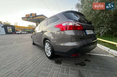 Универсал Ford Focus 2014 в 