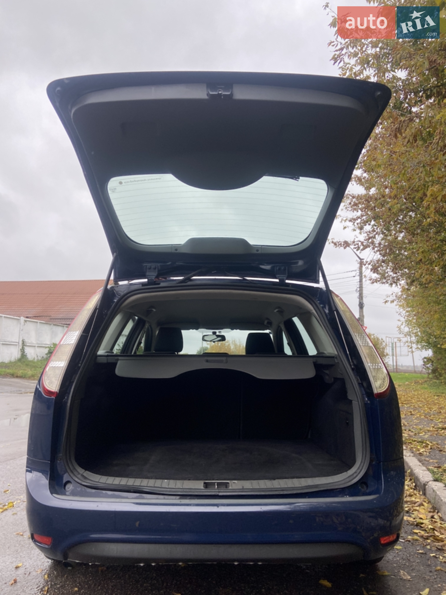 2010 Ford Focus - мініатюра 6