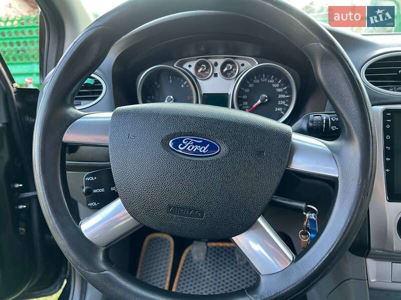 Хетчбек Ford Focus 2008 в Бродах