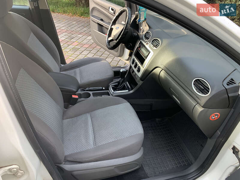 Универсал Ford Focus 2006 в Самборе фото 12 Универсал Ford Focus 2006 в Самборе