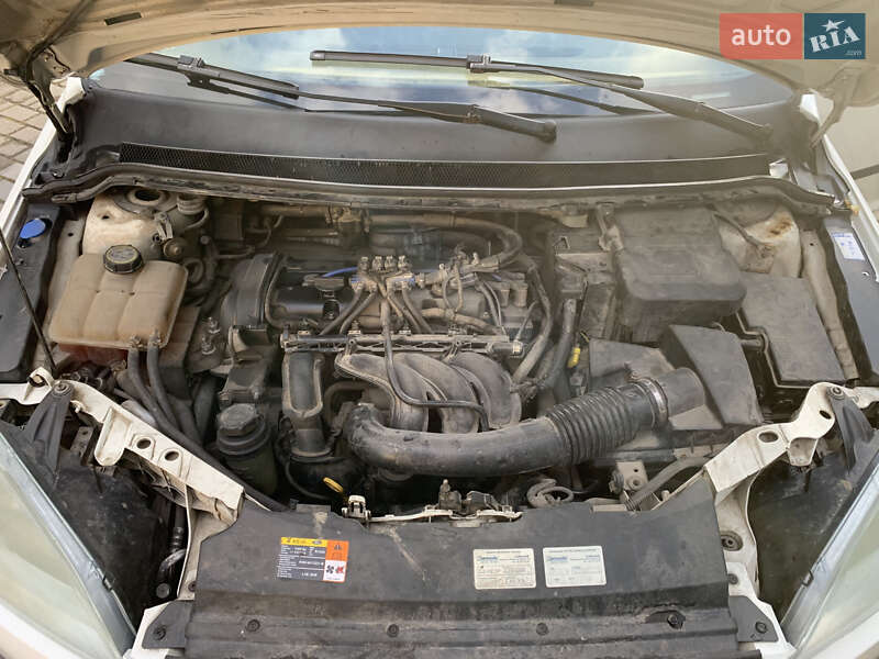Универсал Ford Focus 2006 в Самборе фото 16 Универсал Ford Focus 2006 в Самборе