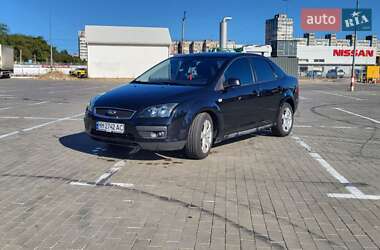 Седан Ford Focus 2005 в 