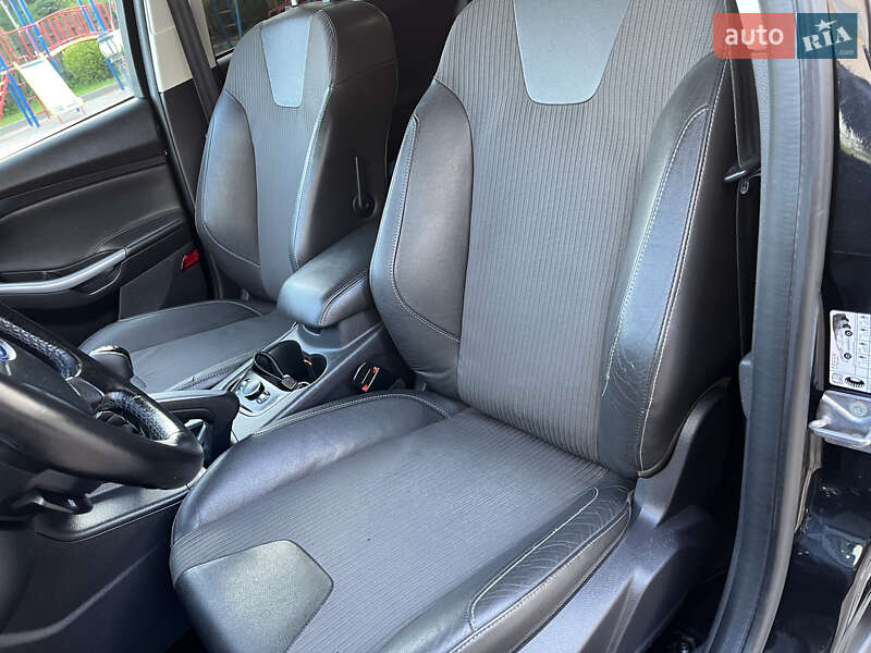 Хетчбек Ford Focus 2012 в Стрию фото 66 Хетчбек Ford Focus 2012 в Стрию