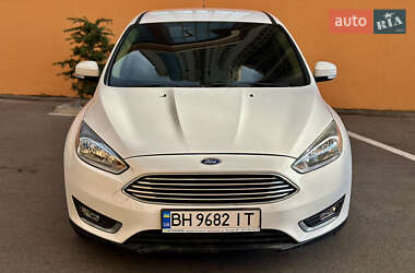 Седан Ford Focus 2016 в 