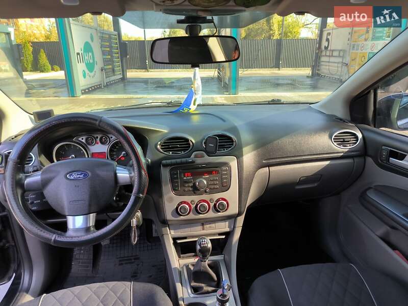 Седан Ford Focus 2010 в Киеве