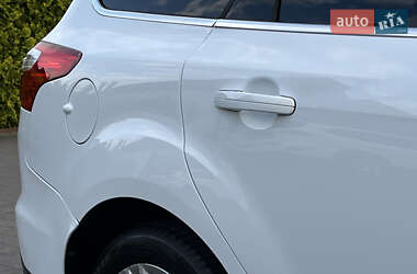 Универсал Ford Focus 2014 в 
