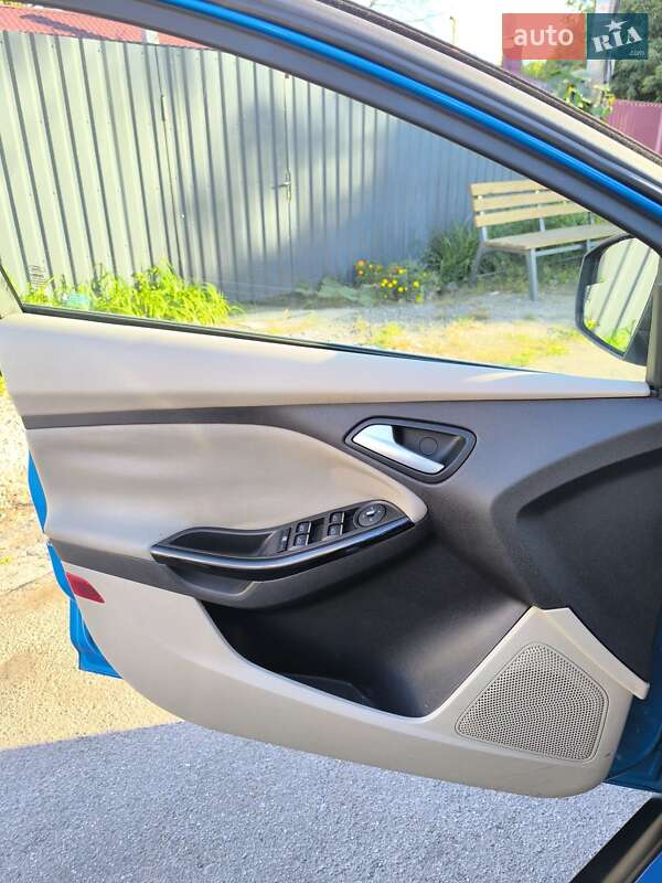 Хэтчбек Ford Focus 2014 в Виннице