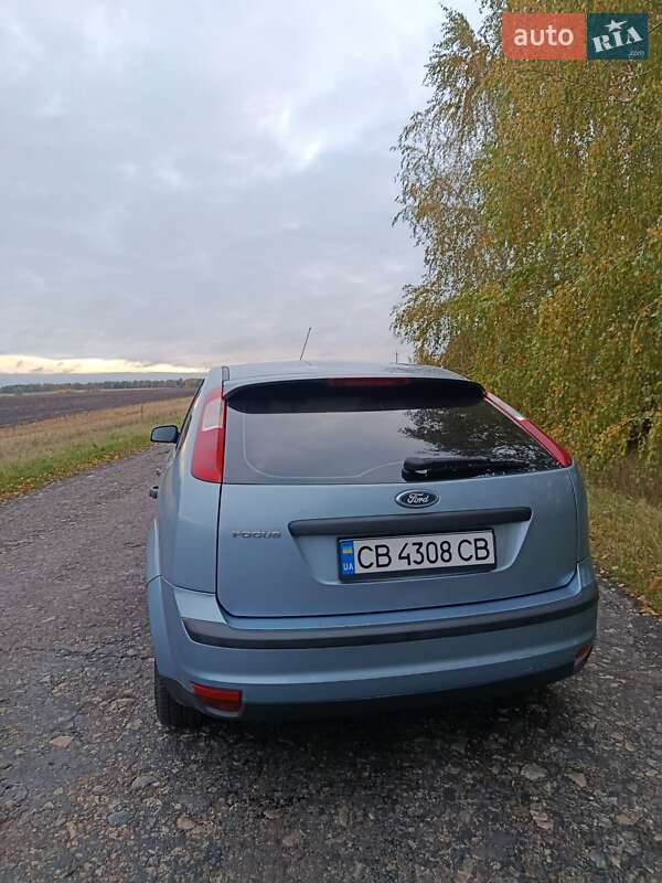 Хетчбек Ford Focus 2005 в Мені