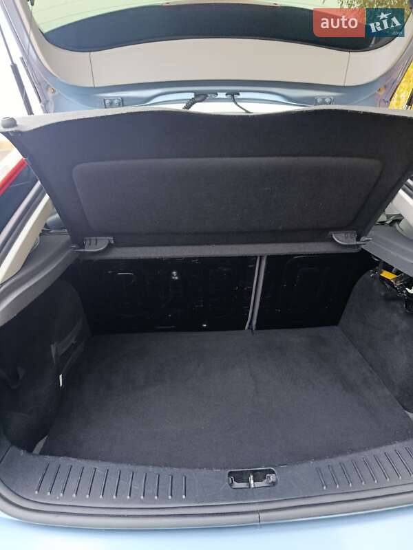 Хетчбек Ford Focus 2005 в Мені