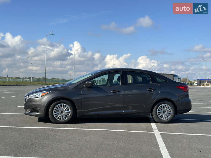Седан Ford Focus 2015 в Дніпрі