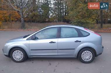Хэтчбек Ford Focus 2005 в Сумах