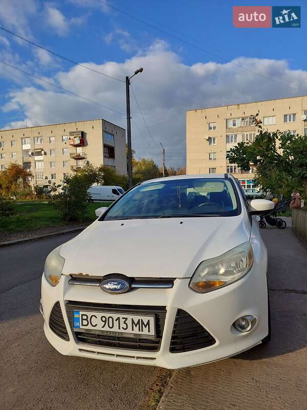 Хетчбек Ford Focus 2011 в Радехові фото 4 Хетчбек Ford Focus 2011 в Радехові