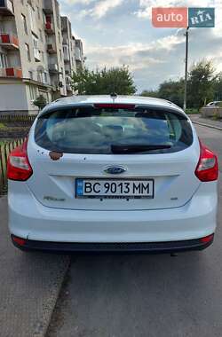 Хэтчбек Ford Focus 2011 в Радехове