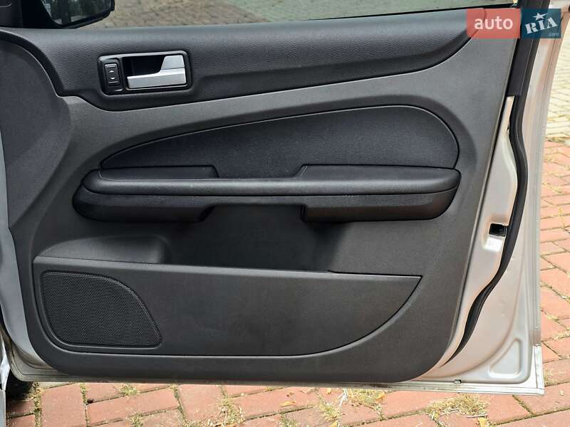 Універсал Ford Focus 2006 в Харкові
