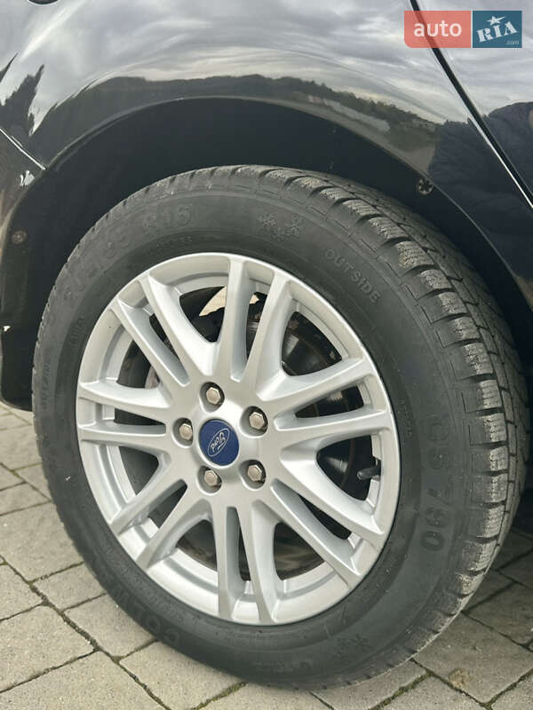 Універсал Ford Focus 2013 в Стрию