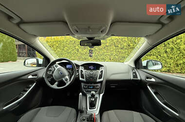 Хэтчбек Ford Focus 2013 в 