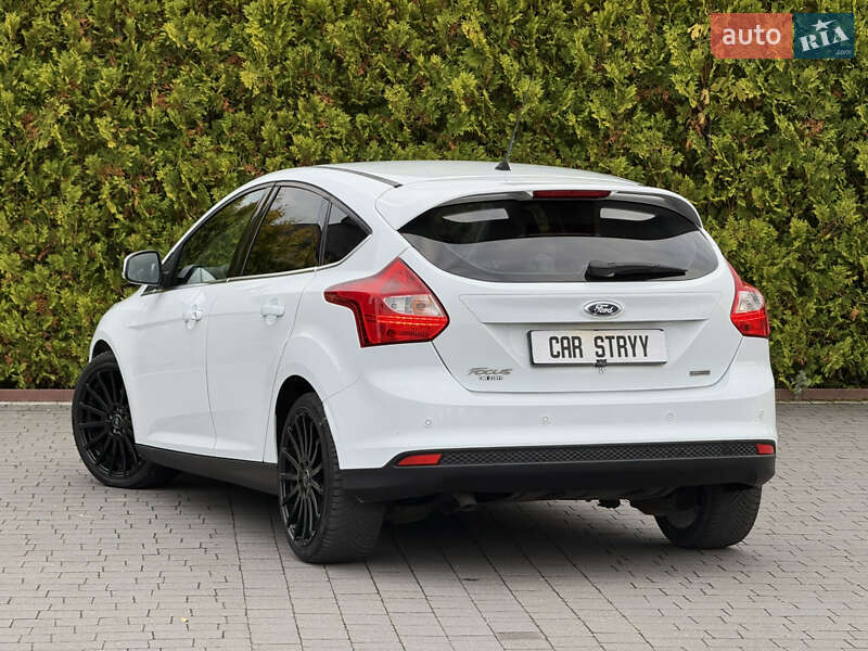 Хетчбек Ford Focus 2013 в Стрию