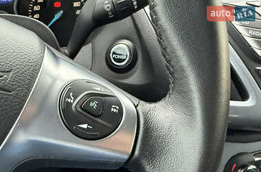 Хэтчбек Ford Focus 2013 в 