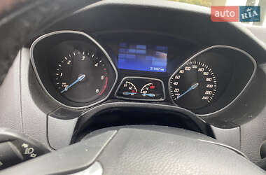 Универсал Ford Focus 2014 в 
