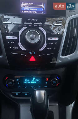 Универсал Ford Focus 2014 в 