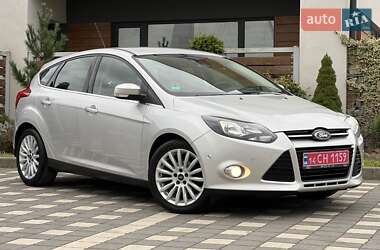 Хэтчбек Ford Focus 2014 в 