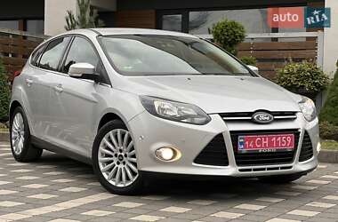 Хэтчбек Ford Focus 2014 в 
