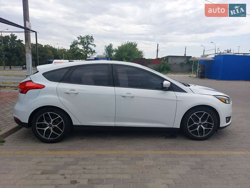 Хэтчбек Ford Focus 2017 в Запорожье фото 2 Хэтчбек Ford Focus 2017 в Запорожье