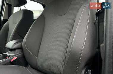 Хэтчбек Ford Focus 2014 в 