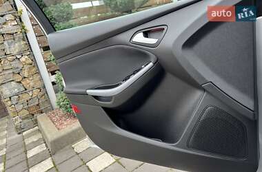 Хэтчбек Ford Focus 2014 в 