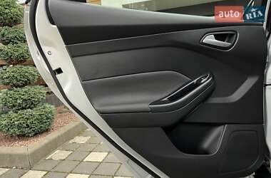 Хэтчбек Ford Focus 2014 в 