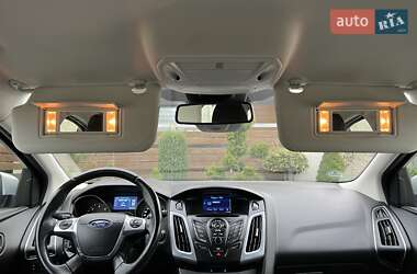 Хэтчбек Ford Focus 2014 в 