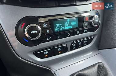 Хэтчбек Ford Focus 2014 в 