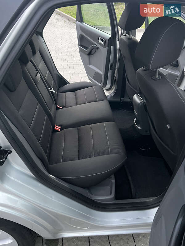 Хэтчбек Ford Focus 2009 в Стрые