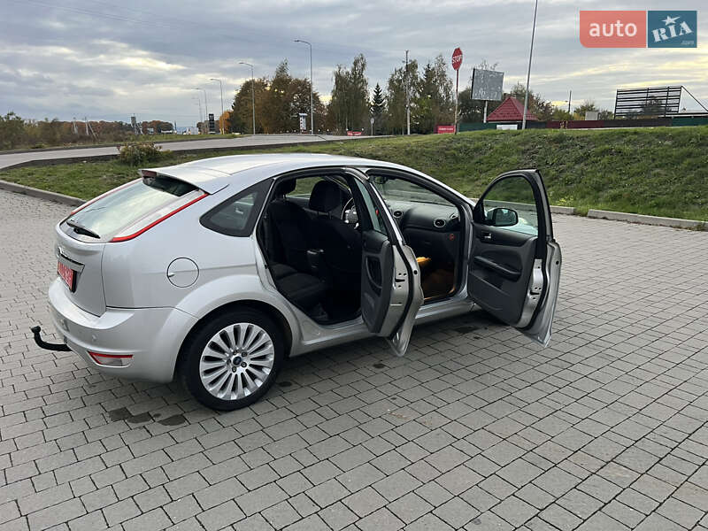 Хэтчбек Ford Focus 2009 в Стрые