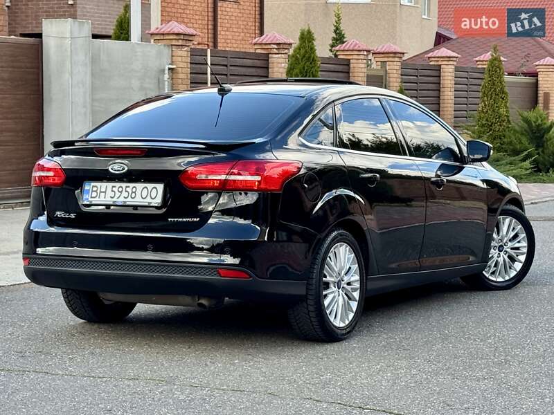 Седан Ford Focus 2017 в Одессе
