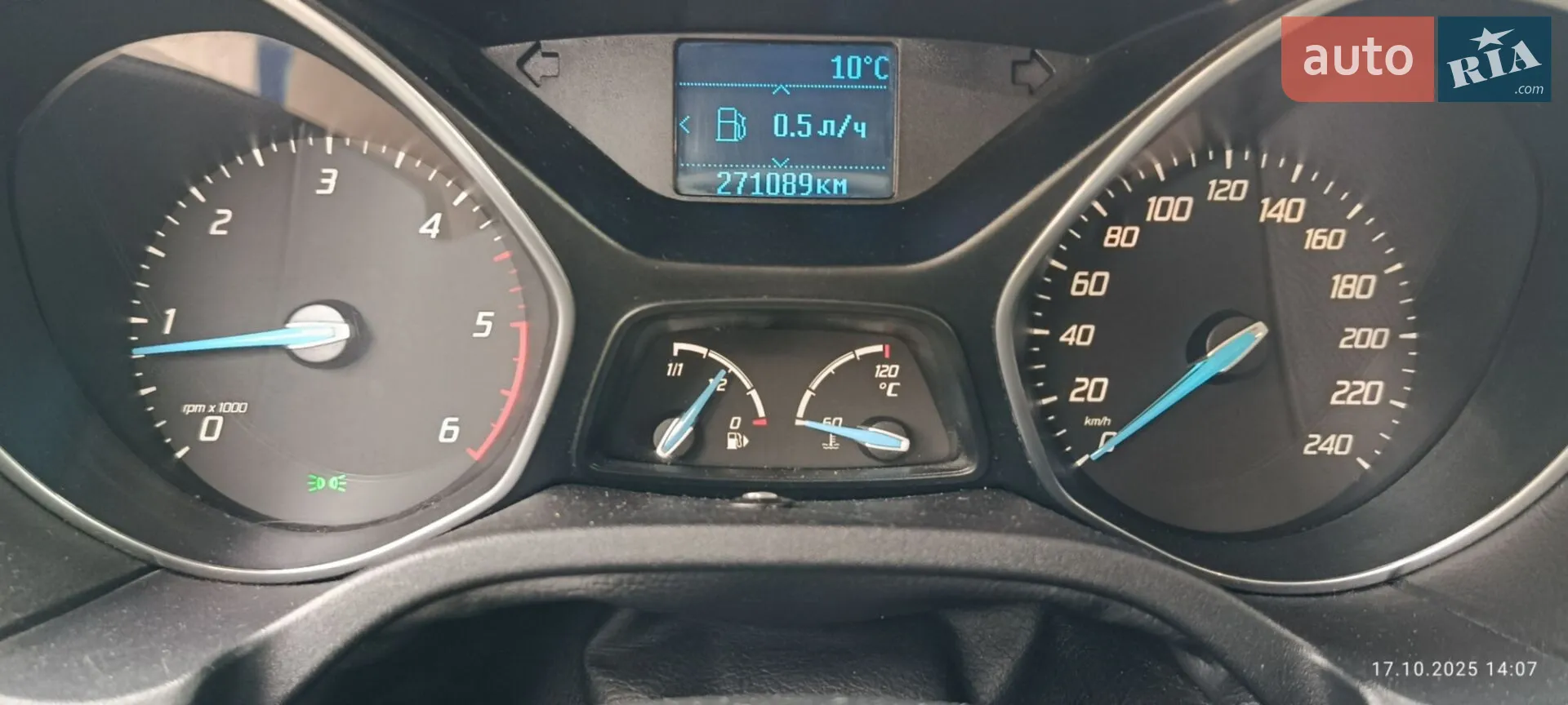 2011 Ford Focus - мініатюра 12