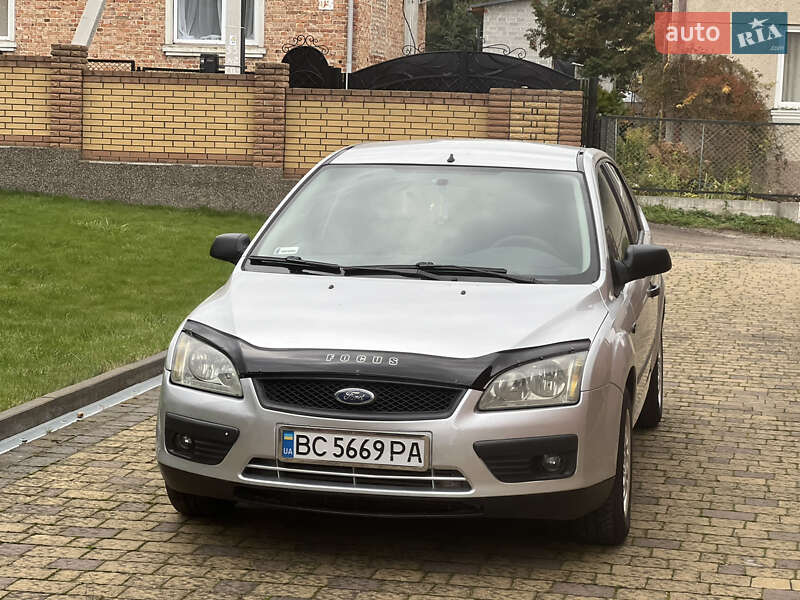 Хэтчбек Ford Focus 2005 в Львове