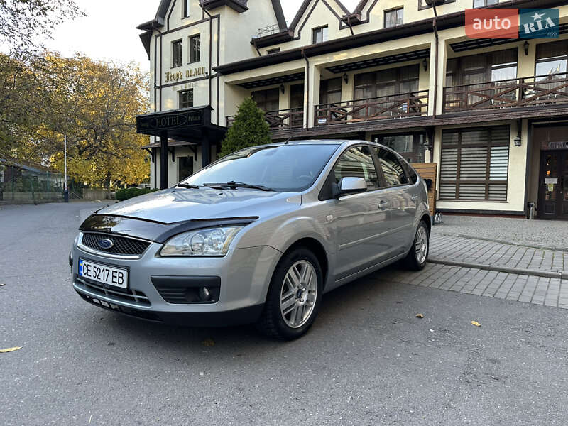 Хетчбек Ford Focus 2005 в Чернівцях фото 2 Хетчбек Ford Focus 2005 в Чернівцях